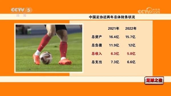 一个夏日的午后，站在地平线上的一座山脉或一片树枝折射成的阴影里静静地去观照那山或那树，直到与之融为一体的片刻或时光降临，那就是这座山或这片树的光韵在生息。